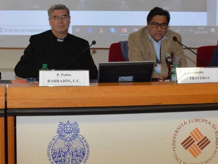 Voce che si fa poesia e diventa preghiera. Un incontro per imparare
