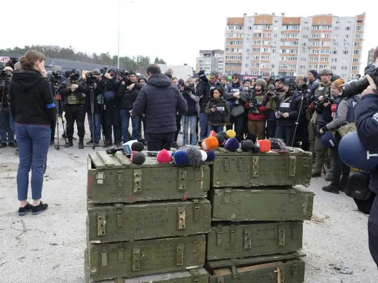 Tre anni di guerra in Ucraina hanno fatto oltre 300mila morti