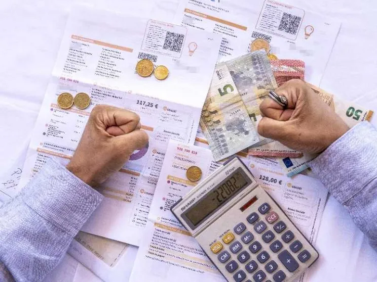 Contro la povertà energetica il progetto "Ti aiuto con l'energia"