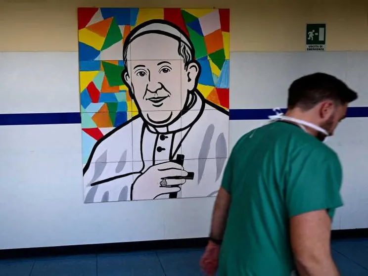 Per il Papa notte tranquilla. «Non ci sono state altre crisi»