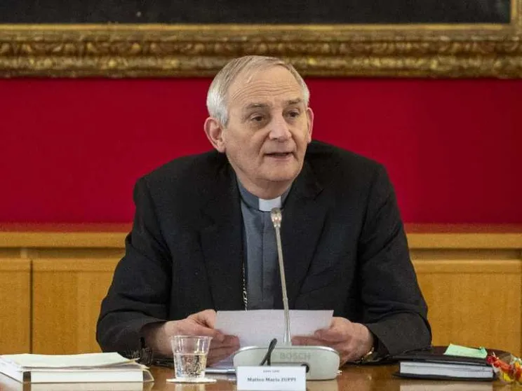 Zuppi: «Amnistia per i detenuti. In Europa no alla logica delle armi»