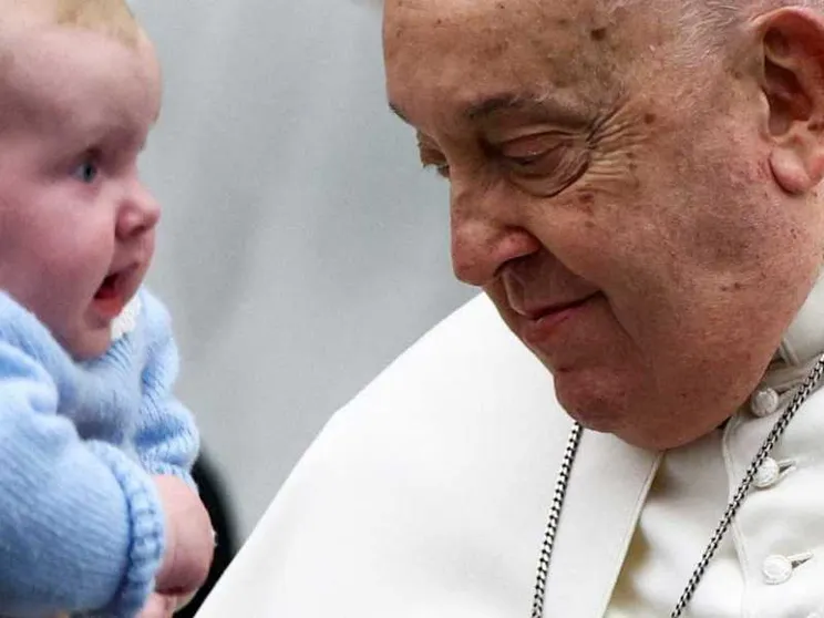 Il Papa: c’è più che mai bisogno di chi si spende per la vita umana