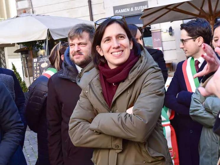 Tutte le tensioni del Pd. E Schlein ora attacca: serve un chiarimento politico