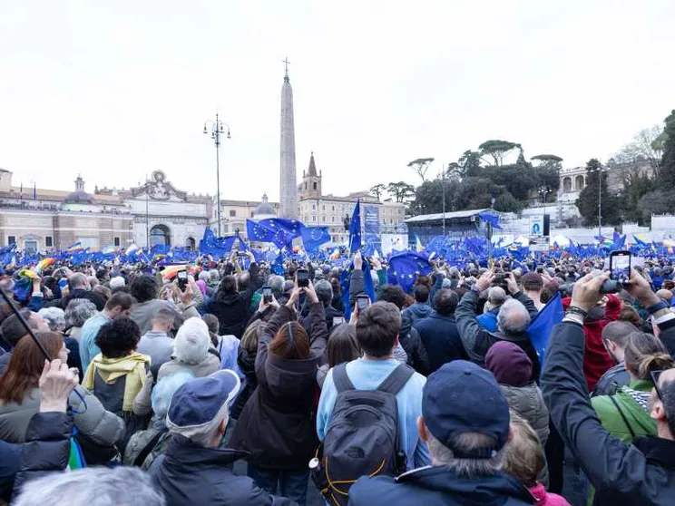 Ideali, valori e battaglie (non sempre comuni): chi c'era in quel popolo