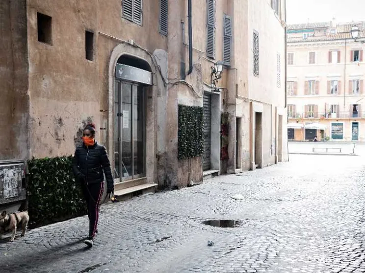 Alloggi per turisti e ristoranti sfrattano i negozi tradizionali