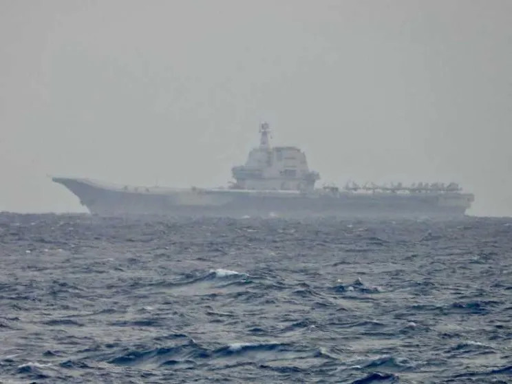 La Cina alza i toni con Taiwan: navi da guerra e aerei attorno all'isola