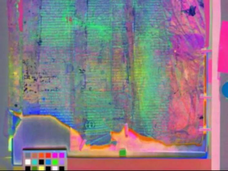 Telecamera multispettrale ritrova il manoscritto perduto del mago Merlino