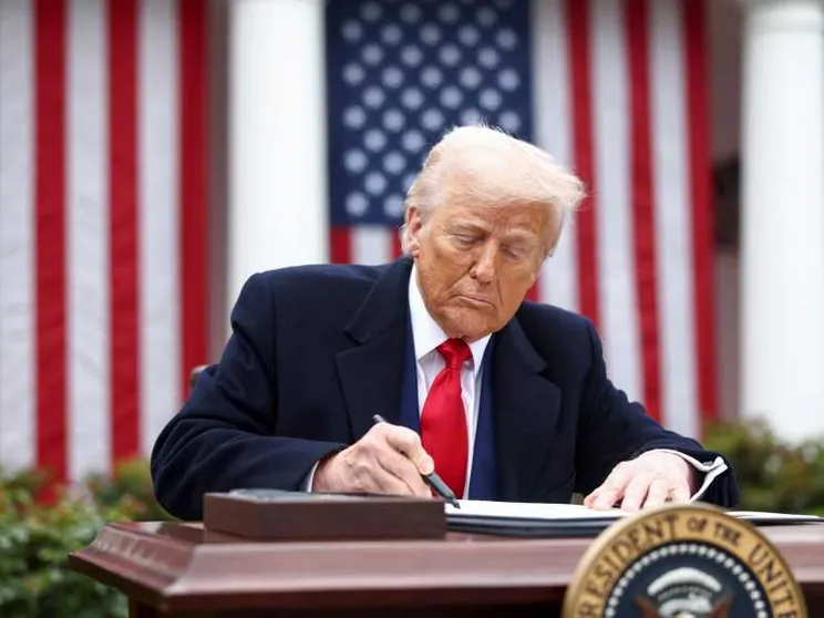 Ecco il calcolo “grossolano” di Trump con cui sono stati decisi i dazi