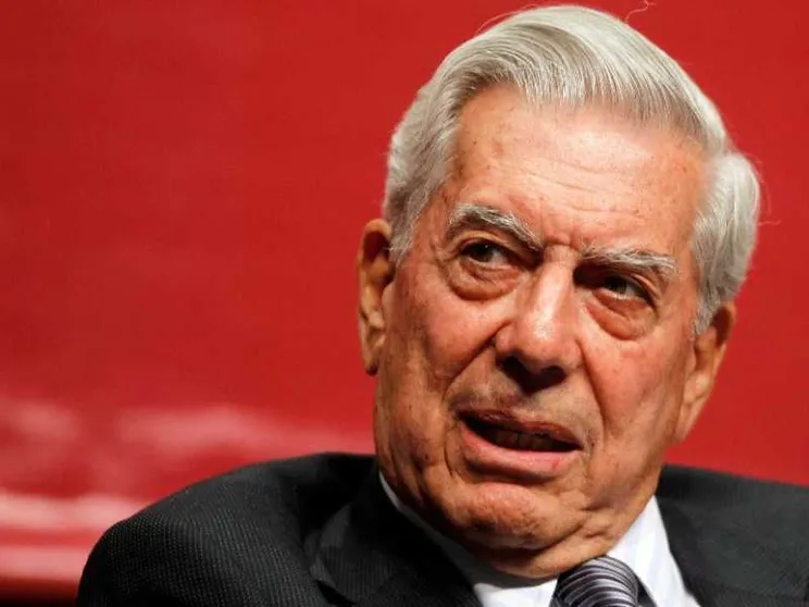 Addio a Vargas Llosa: «Dobbiamo continuare a sognare, leggere e scrivere»