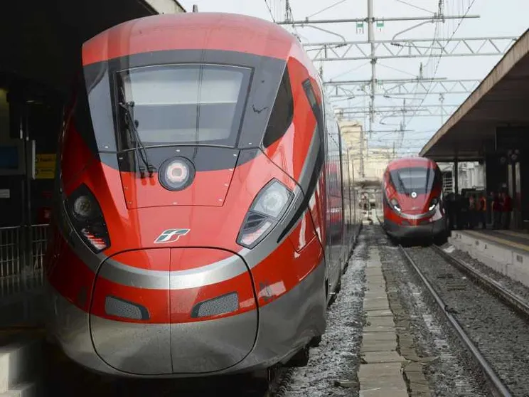 Treni scontati per Roma per l'ultimo saluto al Papa