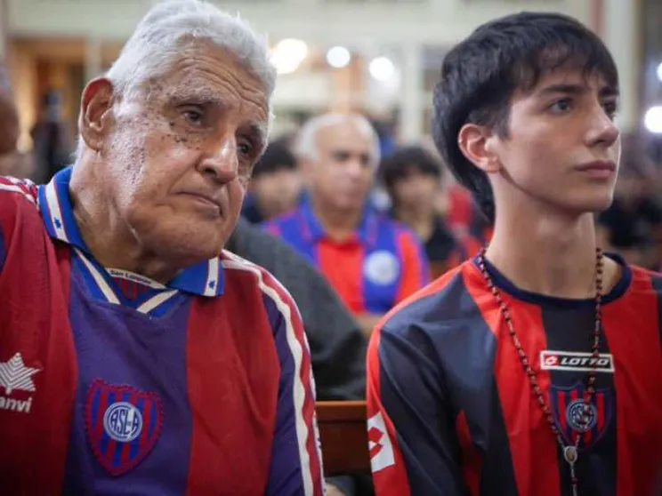 La Messa dei tifosi del “suo” San Lorenzo. «Tu, il nostro miglior giocatore»