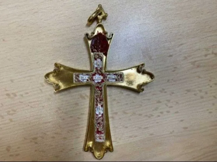 Nella croce pettorale di Leone XIV cinque reliquie agostiniane