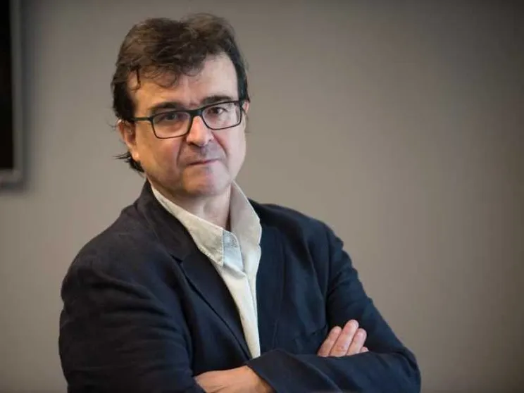 Javier Cercas: «Ecco perché la risata ci avvicina al divino»