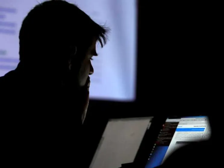 Lo studente di Lecco che studiava su Internet come fare attentati