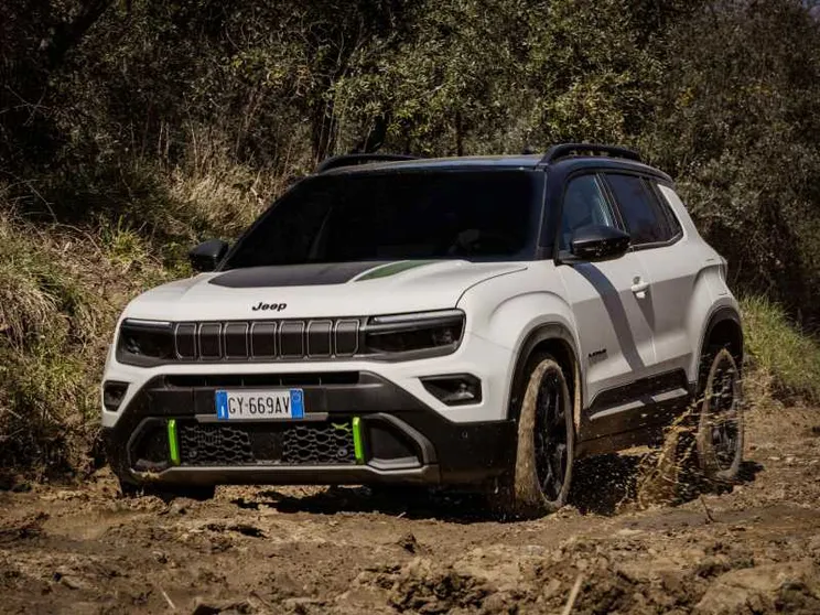 Jeep Avenger 4xe, ecco perchè la trazione integrale ha ancora un senso