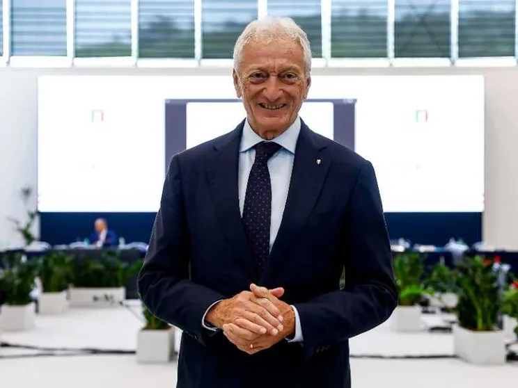 Chi è Luciano Buonfiglio, il nuovo presidente del Coni (che è stato un canoista)