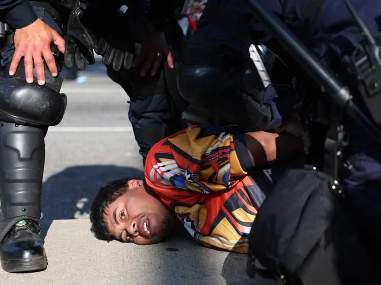 La donna migrante col figlio malato che ha denunciato Trump