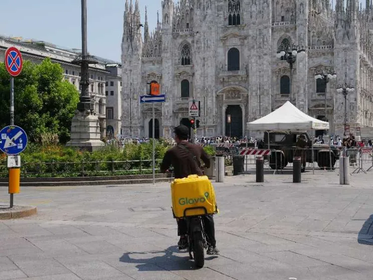 Per tutelarli, zero tutele. Ai rider oltre al danno anche la beffa