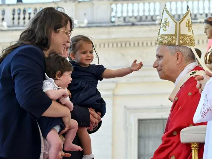 La famiglia? Un ecosistema che custodisce il "noi" della società