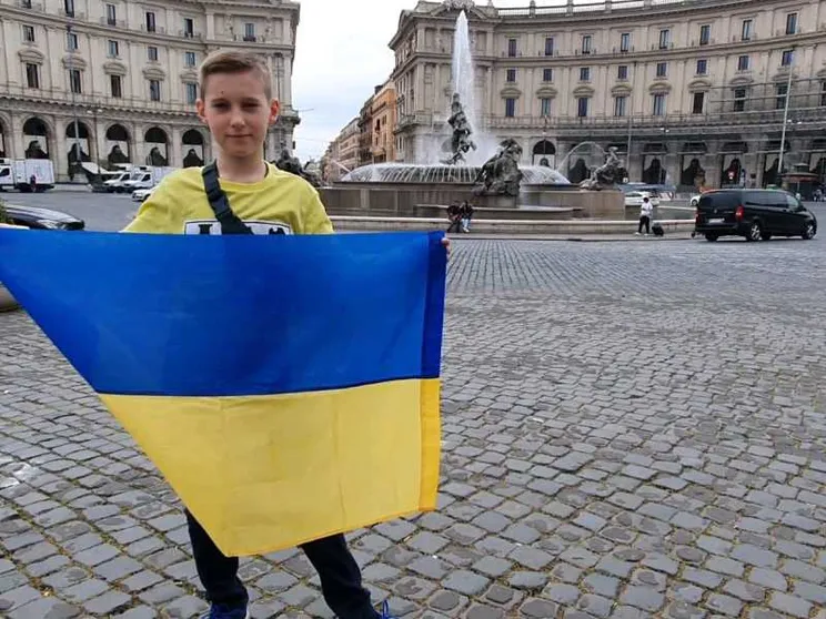 Il giovane Denys, dall'Ucraina pattinando per la pace