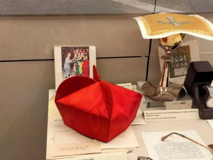 L'incredibile storia della berretta cardinalizia di Luciani