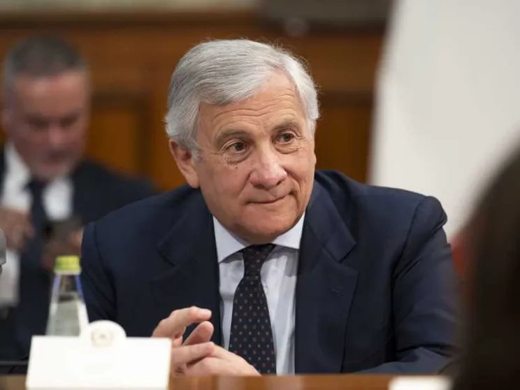 Tajani: dolore per Gaza, Palestina da costruire ma basta slogan