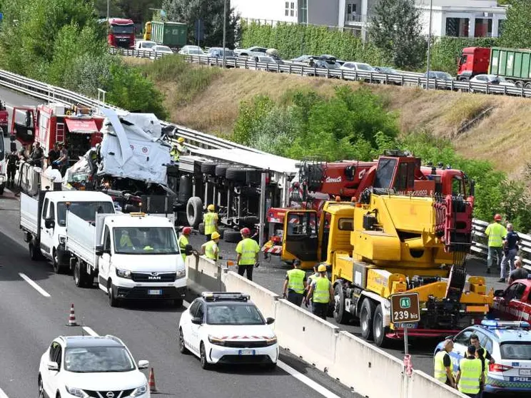 Contromano in autostrada, una lunga strage. Ecco come si può evitare