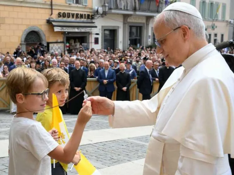 Il Papa: non rassegnarsi alla logica del conflitto e delle armi