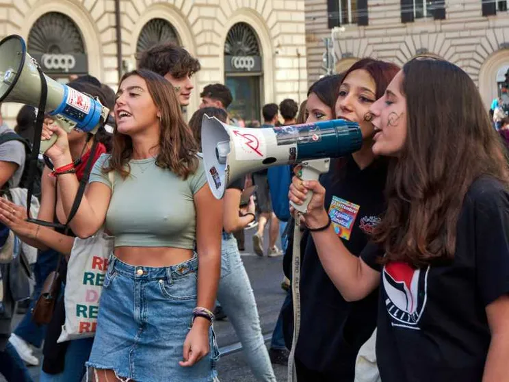Giovani e politica: disillusi ma capaci di sperare