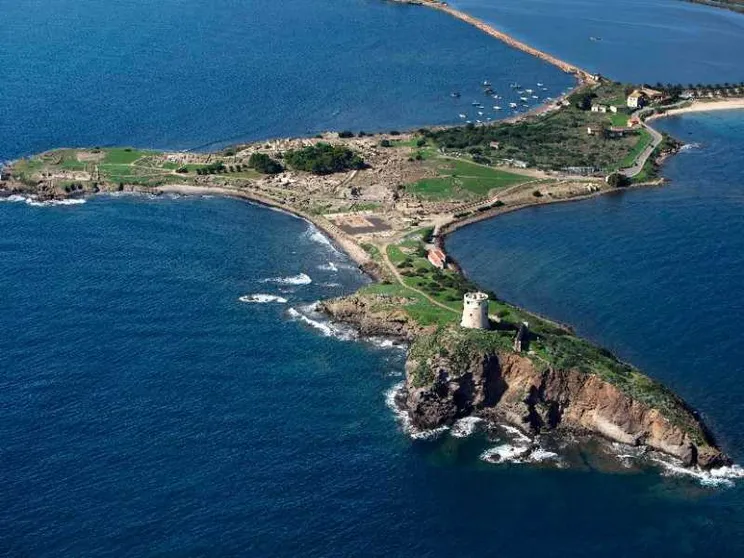 Nora, l'antica città sepolta che non smette di stupire