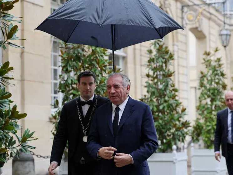 Bayrou, la concorrenza fiscale e i nuovi limiti della disparità