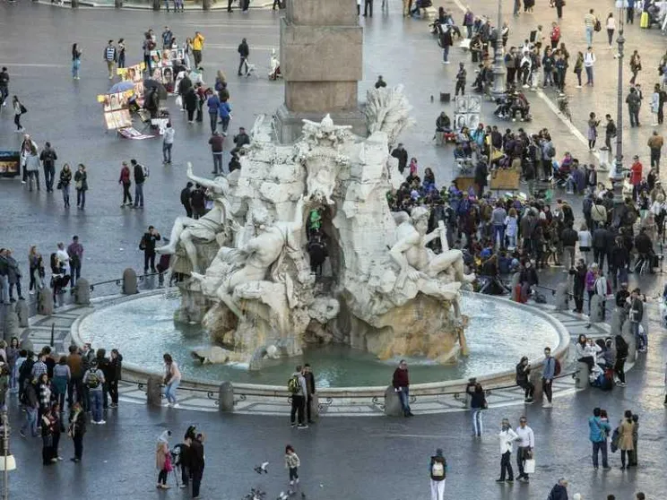In 55 piazze di Roma il wifi adesso è pubblico