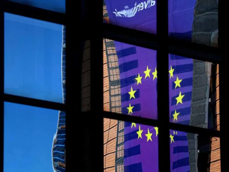 Scegliere il futuro: Europa al bivio tra due Occidenti