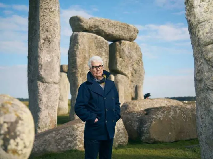 Ken Follett racconta l'alba di Stonehenge