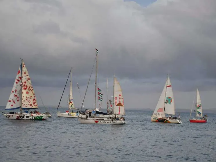 Flotilla, “contatto” e veleni con Israele. Il Papa: «Non ci sia violenza»