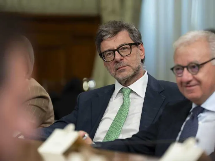 Manovra, rilancio sull'Irpef. Cisl e Cgil divise al tavolo