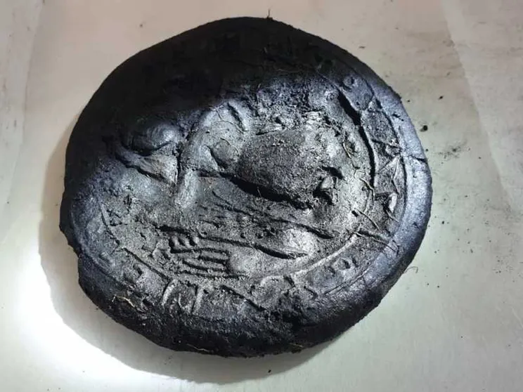 Archeologia: un Cristo contadino sul pane carbonizzato del VII secolo