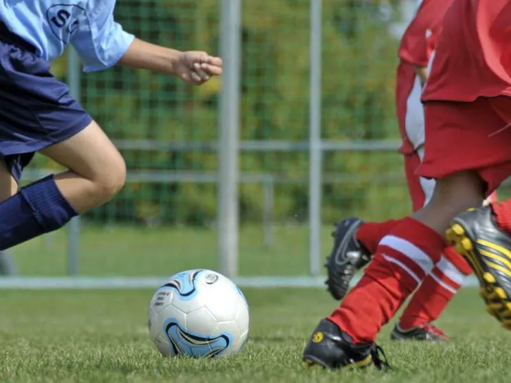 Il calcio dei bambini: quanto spendono le famiglie, quanti arrivano al professionismo