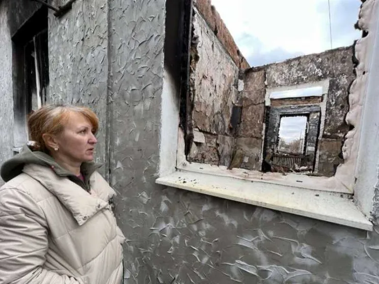 Nel villaggio fantasma sul confine russo dove in 300 vivono senza luce e acqua