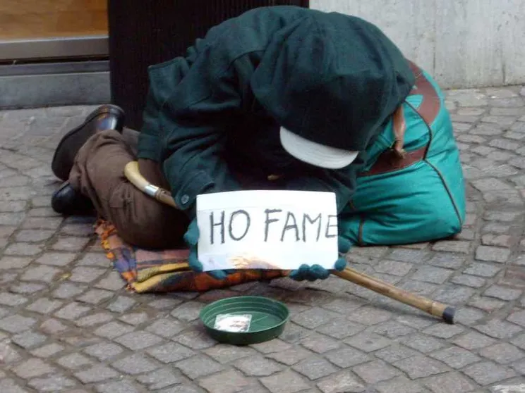 Scriviamo insieme un programma per ridurre la povertà