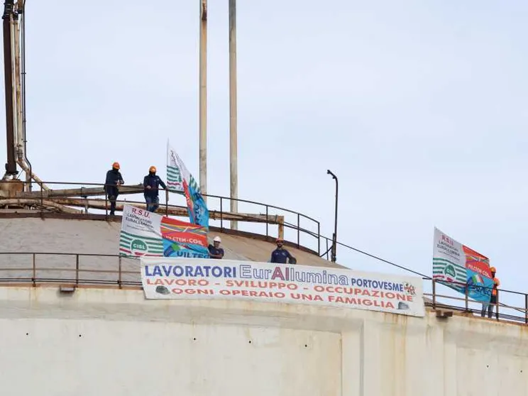 Il futuro del Sulcis si gioca anche sul tetto dei silos