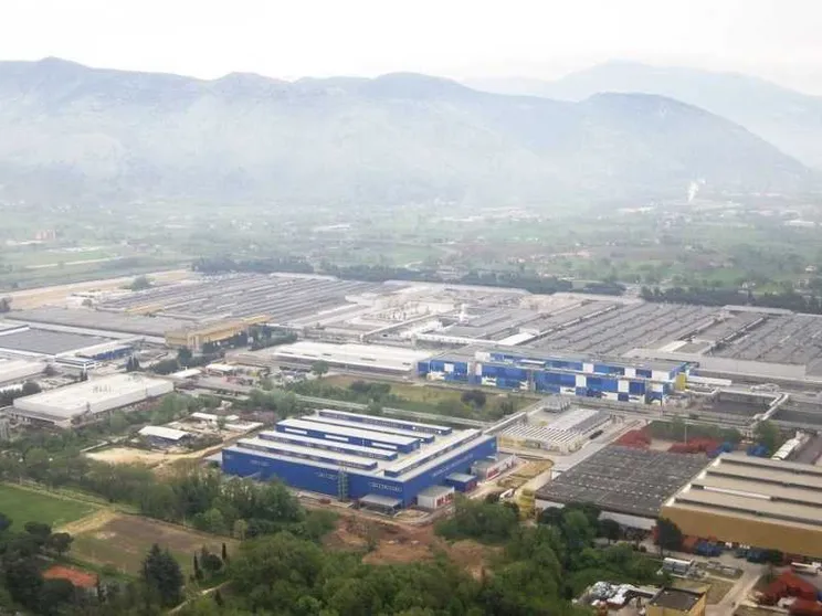 «Produzione militare nel sito Stellantis». La "riconversione" di Cassino è un caso