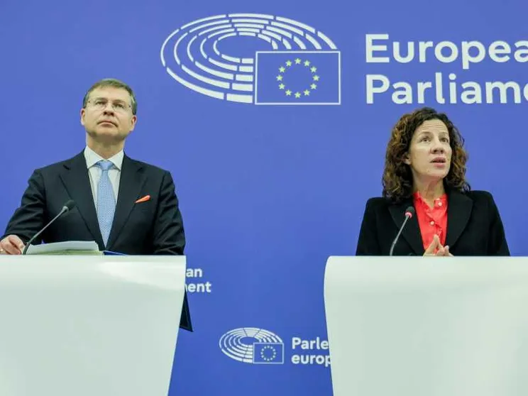 La Ue approva la manovra italiana e anche l'andamento della spesa pubblica