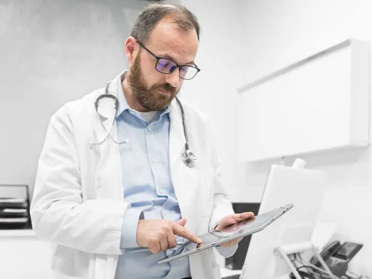 Un “Dragon” al fianco dei medici? Ma l’efficienza non è tutto