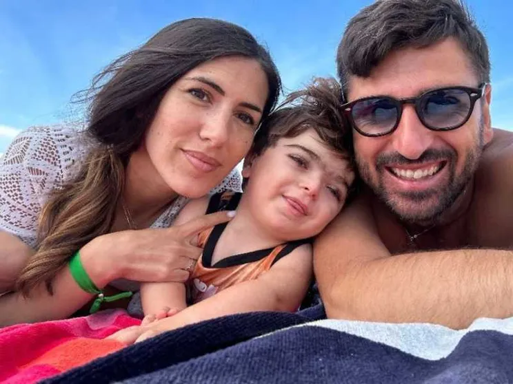 Mario, il bimbo dalle ciglia lunghe: «Malattia rara, doniamogli la speranza»