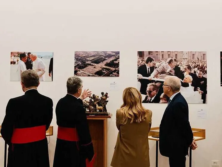 Meloni visita la casa-museo di san Giovanni Paolo II
