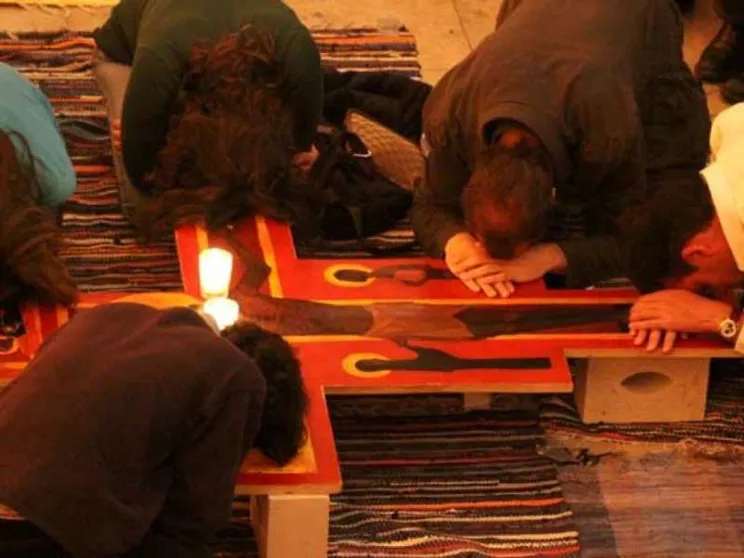 Al via domani l'Incontro dei giovani di Taizé. Leone XIV: «Siate artigiani di riconciliazione»