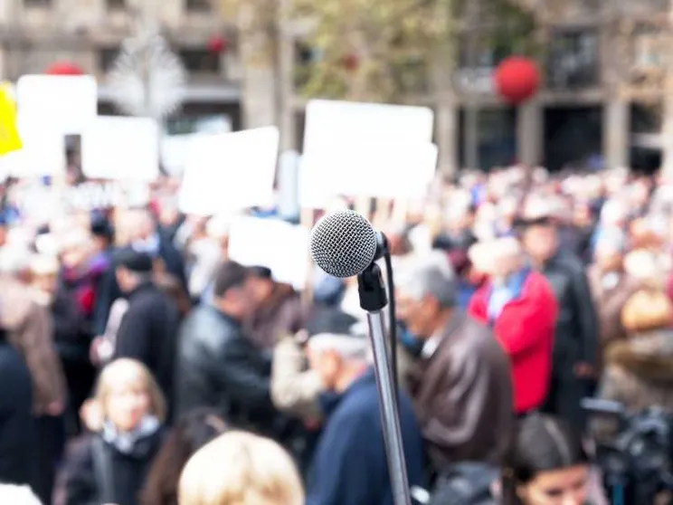 Il potere della parola, il rischio del silenzio