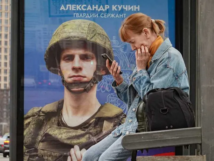 In Russia è stato bloccato WhatsApp. E il popolo questa volta si ribella