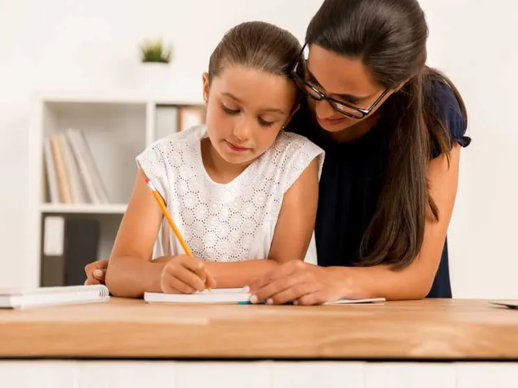 Il caso della famiglia nel bosco e la realtà dell’educazione parentale